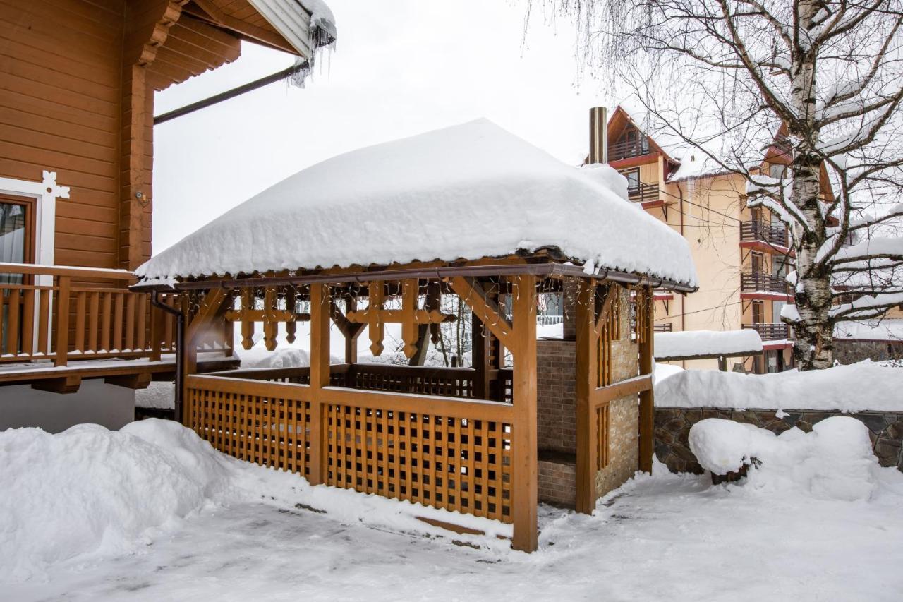 Altair Hotel Boekovel Buitenkant foto