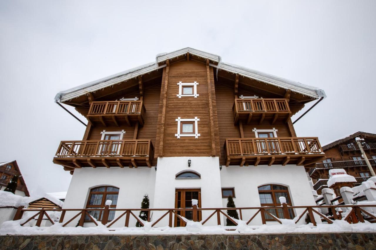 Altair Hotel Boekovel Buitenkant foto