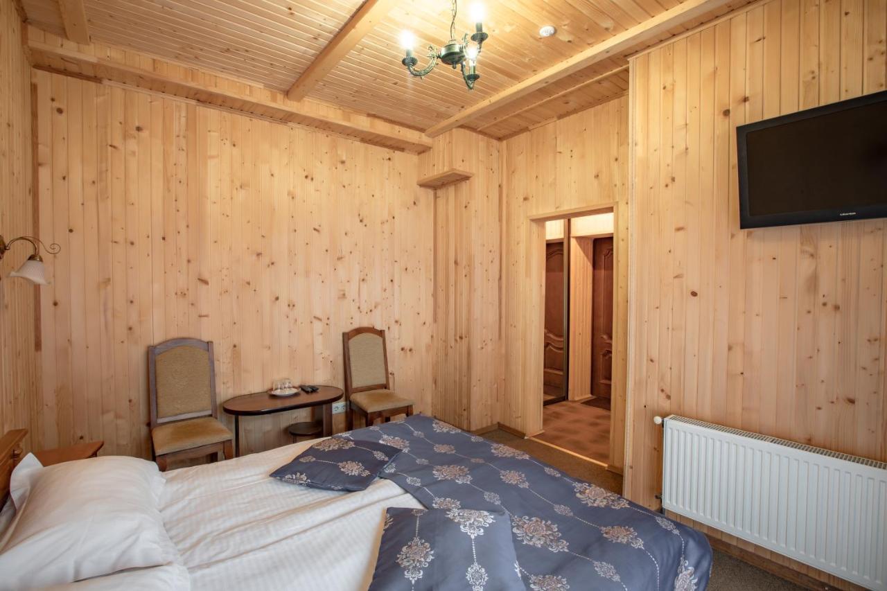 Altair Hotel Boekovel Buitenkant foto