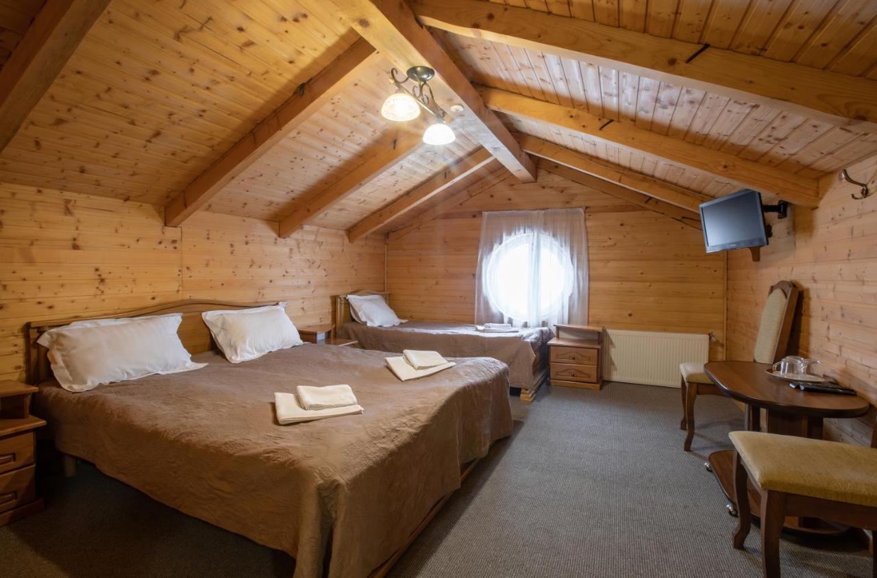 Altair Hotel Boekovel Buitenkant foto