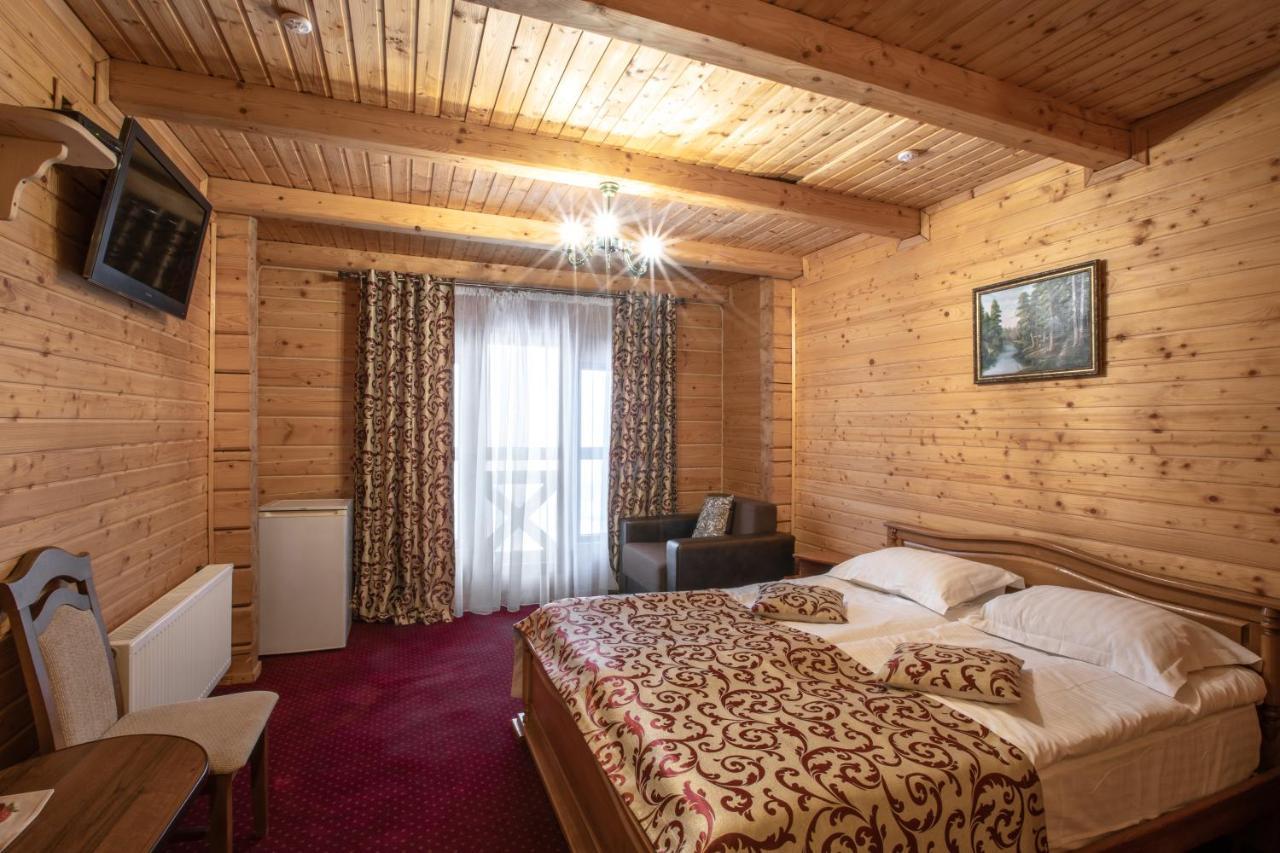 Altair Hotel Boekovel Buitenkant foto