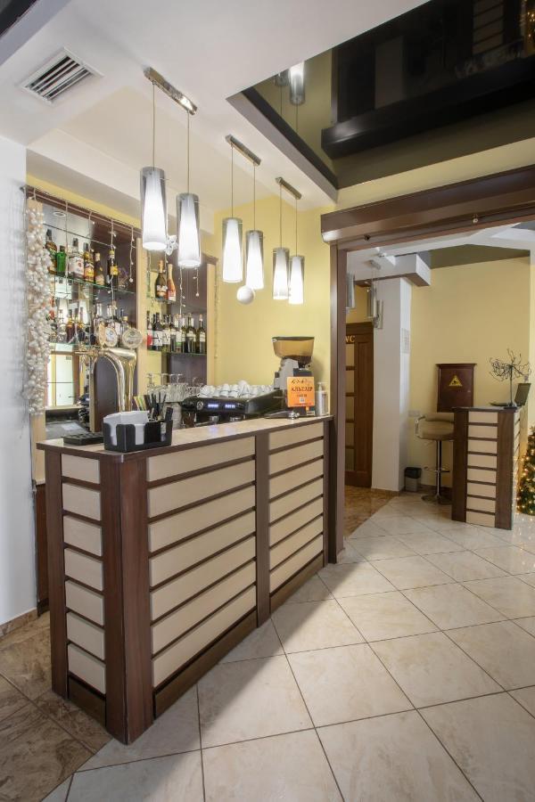 Altair Hotel Boekovel Buitenkant foto