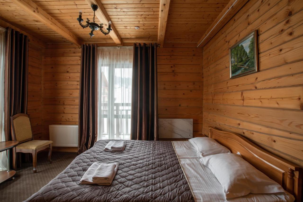 Altair Hotel Boekovel Buitenkant foto
